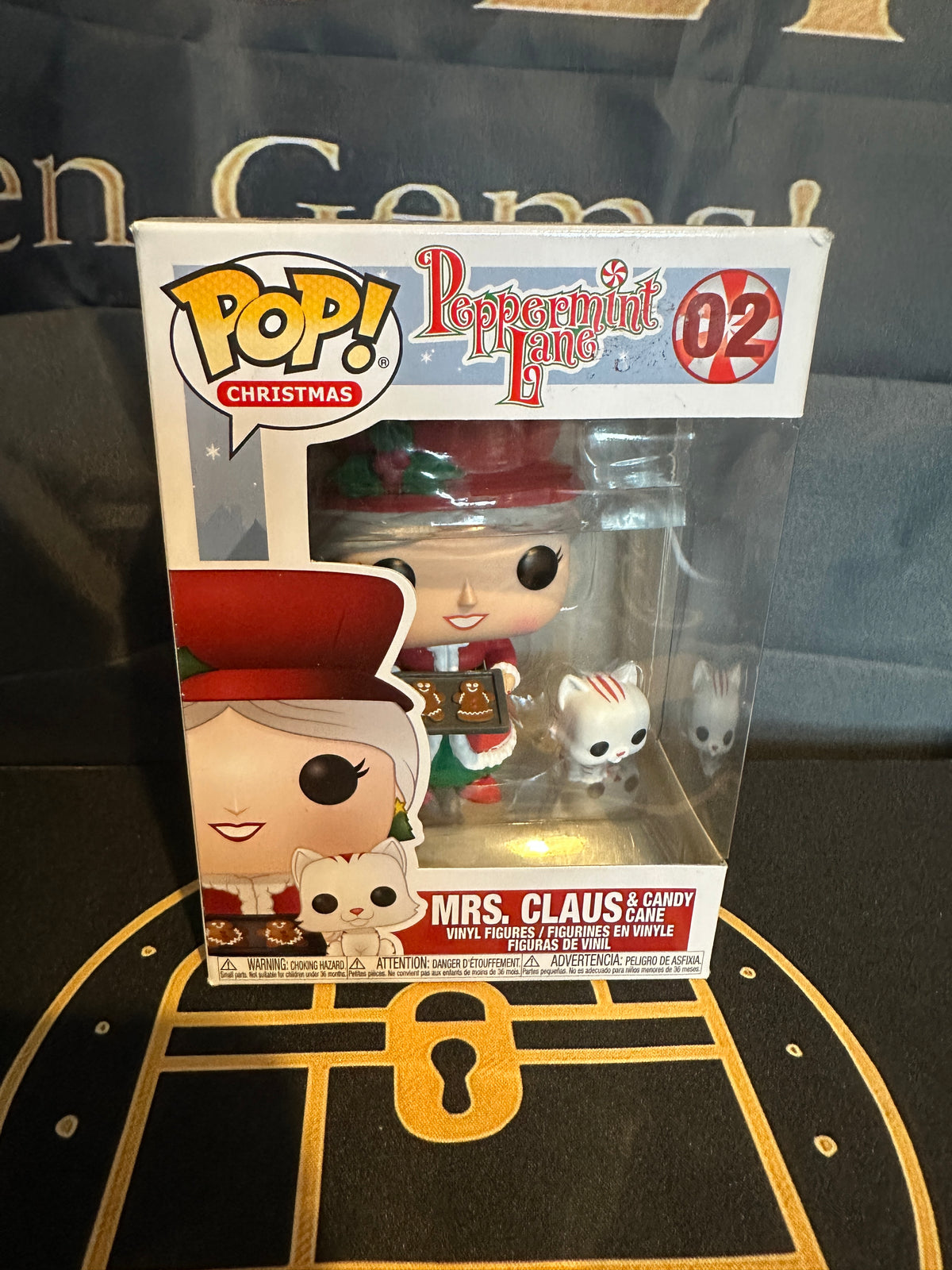 Funko Mrs Claus & Candy Cane 02 - Peppermint Lane