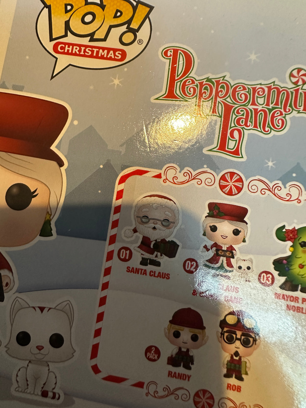 Funko Mrs Claus & Candy Cane 02 - Peppermint Lane